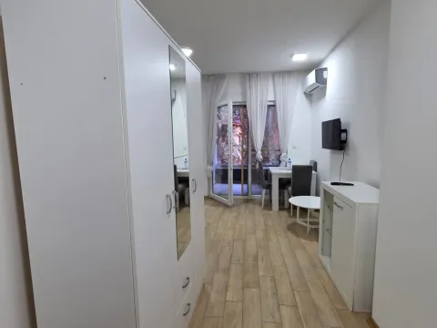 Sale, studio apartment, 30m², Budva, Crna Gora - image 10