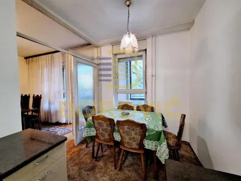 Rent, three bedroom apartment, 73m², Vračar Sve Podlokacije, Beograd - image 3