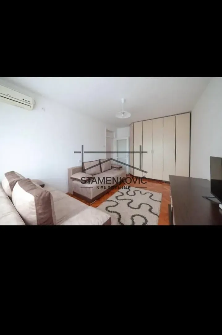 Izdavanje, jednosoban stan, 33m², Grbavica, Novi Sad Sve Podlokacije