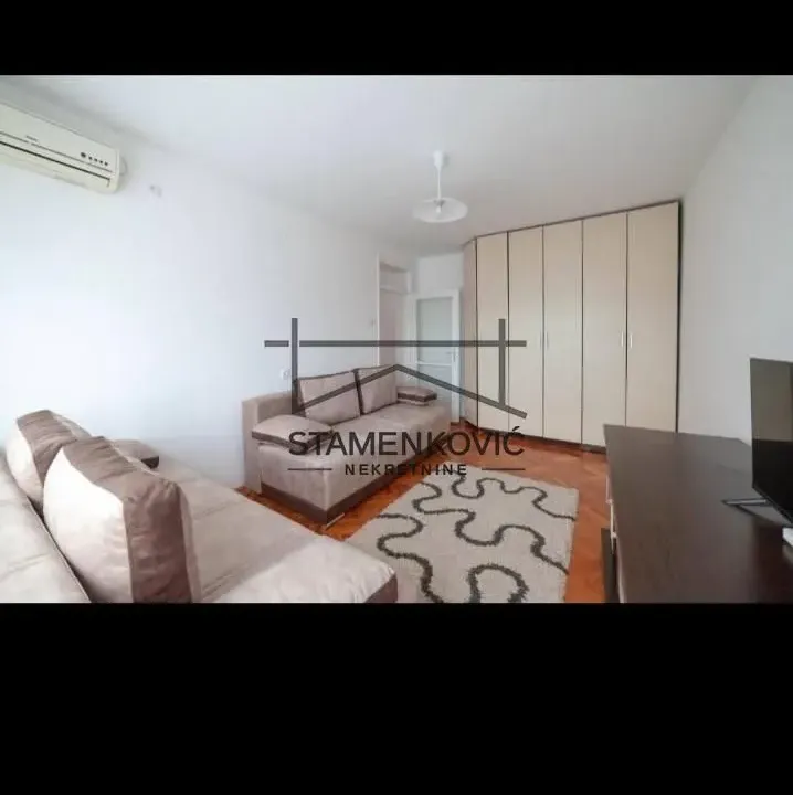 Izdavanje, jednosoban stan, 33m², Grbavica, Novi Sad Sve Podlokacije