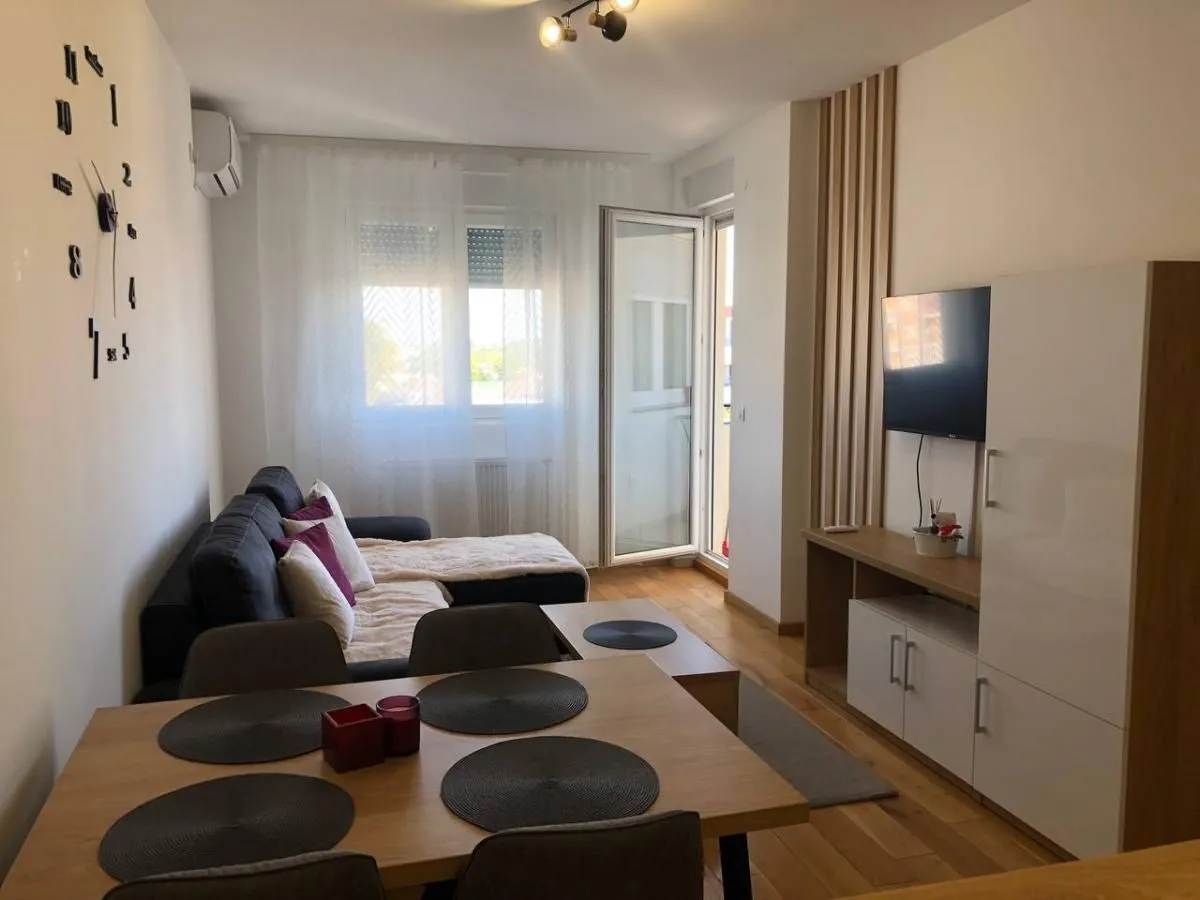 Rent, two bedroom apartment, 41m², Salajka, Novi Sad Sve Podlokacije
