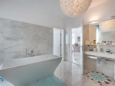 Sale, apartment, 337m², Rijeka Reževići, Budva - image 19