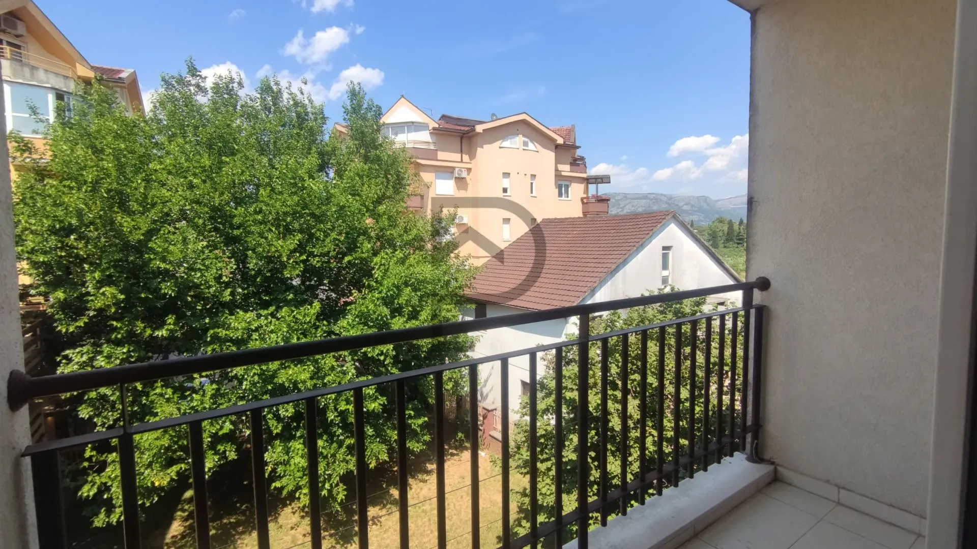 Rent, apartment, 90m², Vezirov Most, Podgorica