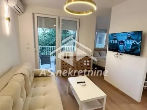Izdavanje, stan, 34m², Stari Grad, Beograd - image 4