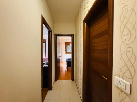Rent, two bedroom apartment, 90m², City Kvart, Podgorica - image 10