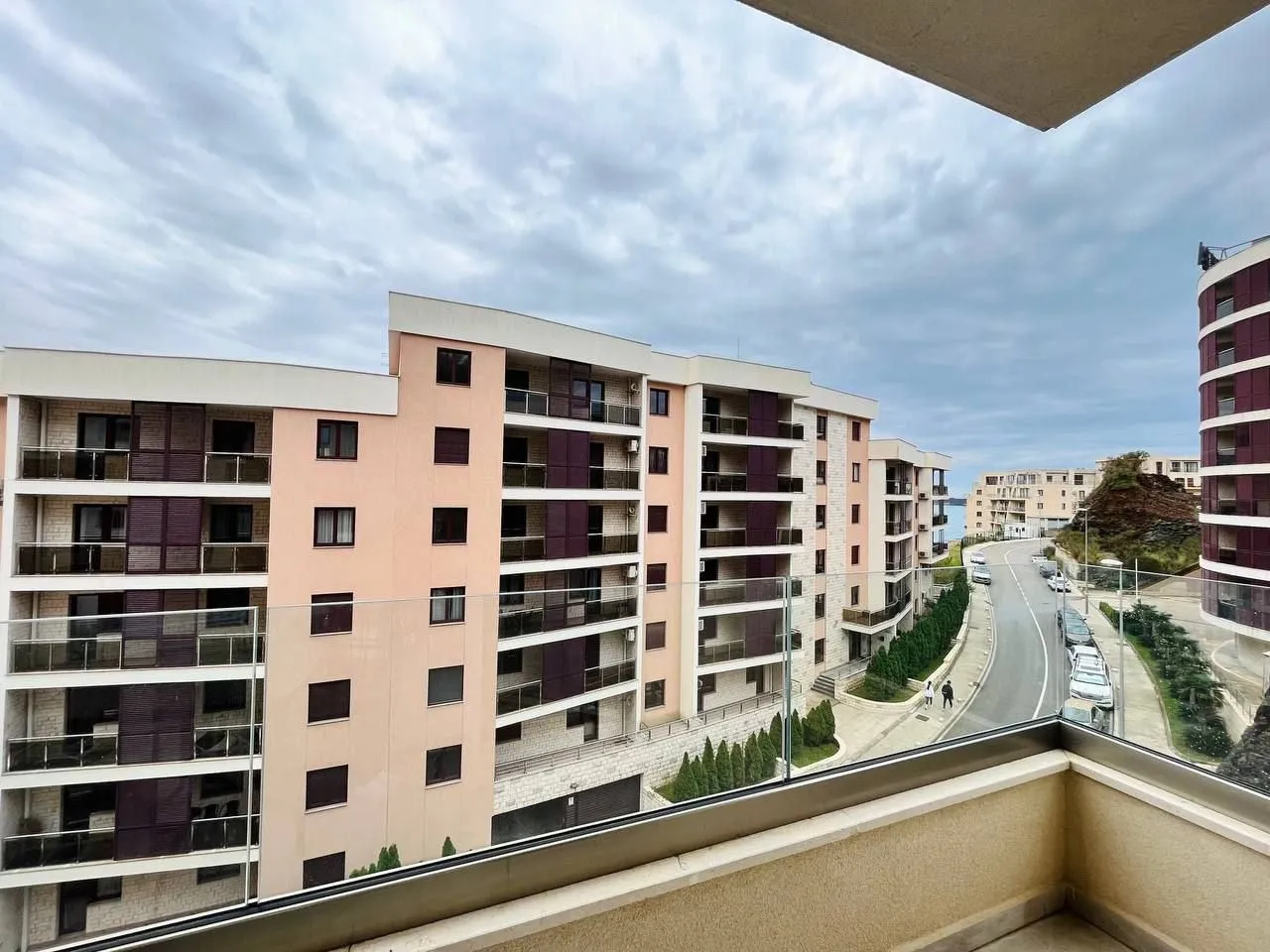 Rent, two bedroom apartment, 56m², Bečići, Budva