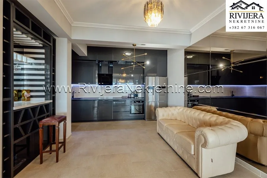 Prodaja, dvosoban stan, 205m², Topla, Herceg Novi