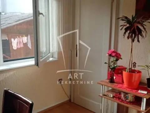 Prodaja, kuća, 91m², Zemun Kalvarija, Zemun Sve Podlokacije - image 10