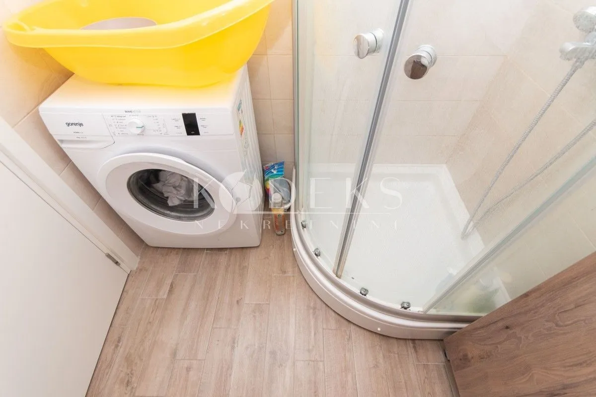 Izdavanje, jednosoban stan, 42m², City Kej, Podgorica