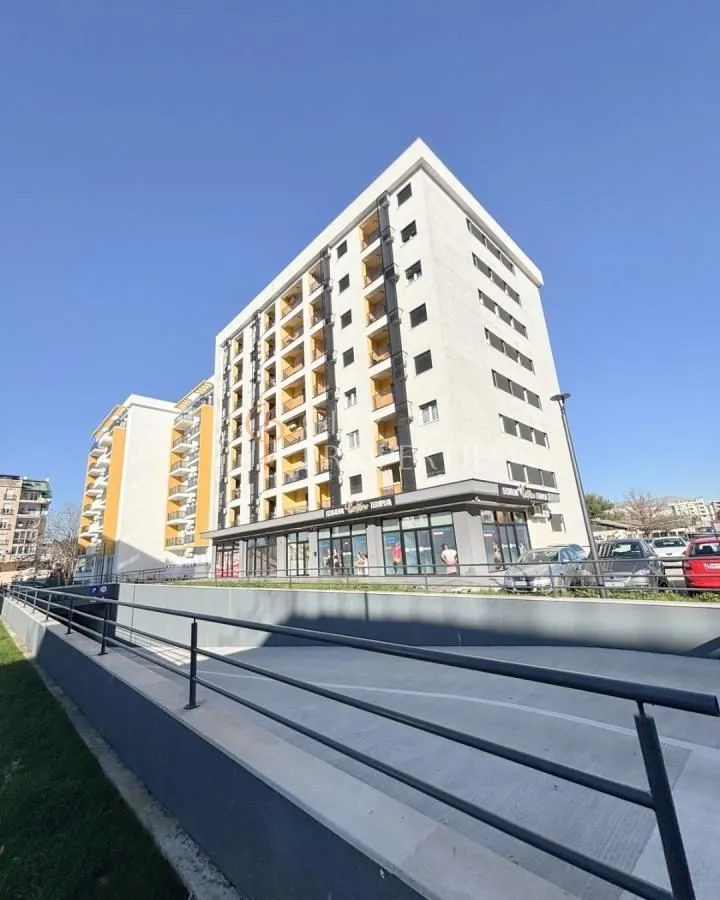 Izdavanje, stan, 45m², Pobrežje, Podgorica