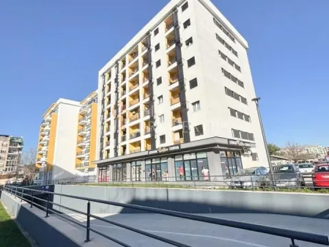 Izdavanje, stan, 45m², Pobrežje, Podgorica - image 1