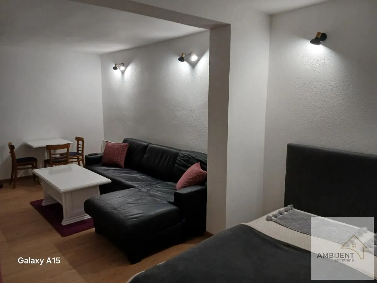 Rent, one bedroom apartment, 32m², Savski Venac, Beograd