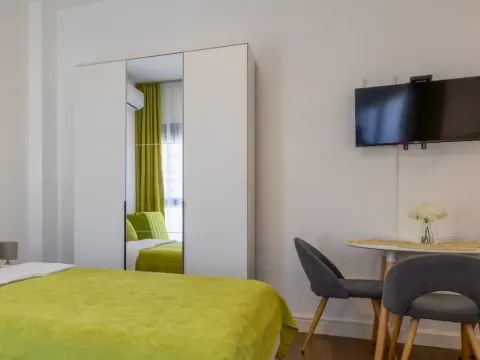 Sale, studio apartment, 31m², Centar, Bar - image 1
