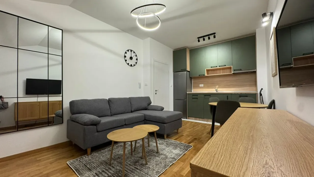 Izdavanje, jednosoban stan, 46m², Podgorica, Crna Gora