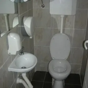 Izdavanje, poslovni prostor, 630m², Savski Venac, Beograd - image 13