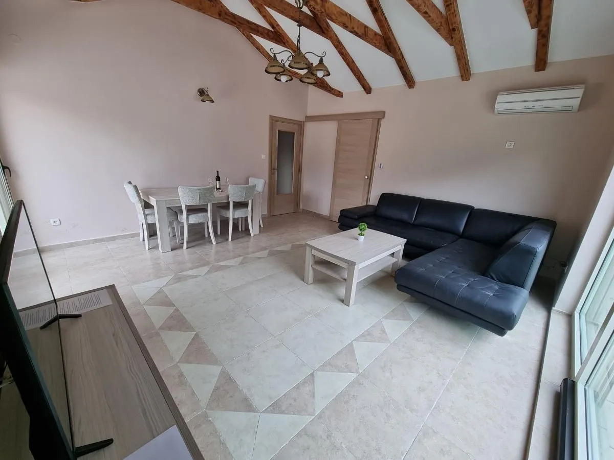 Sale, three bedroom apartment, 106m², Bečići, Budva