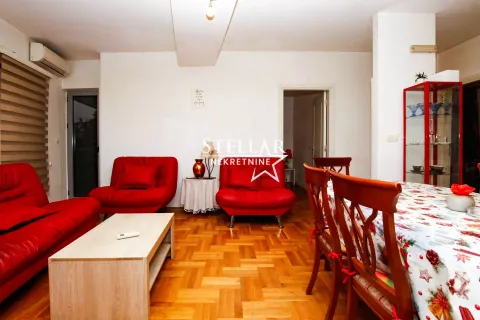 Rent, three bedroom apartment, 84m², Drač, Podgorica - image 2
