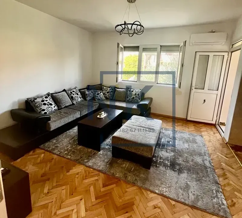 Izdavanje, dvosoban stan, 70m², Masline, Podgorica