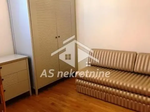Izdavanje, trosoban stan, 100m², Stari Grad, Beograd - image 30