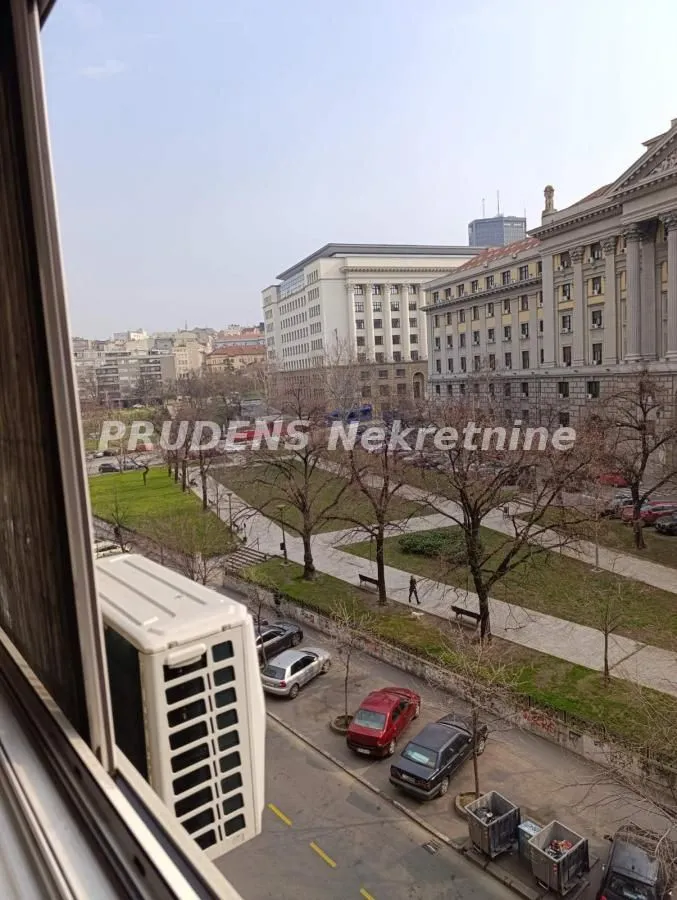 Prodaja, dvosoban stan, 62m², Savski Venac, Beograd