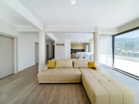 Prodaja, trosoban stan, 233m², Budva, Crna Gora - image 2