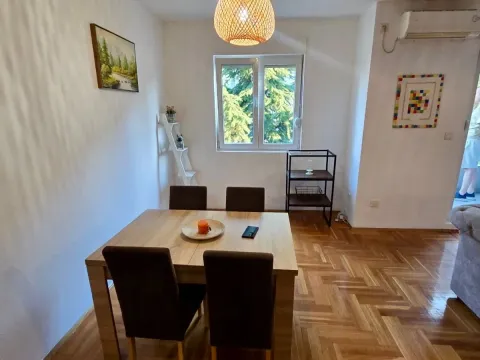 Rent, two bedroom apartment, 81m², Stari Aerodrom, Podgorica - image 6