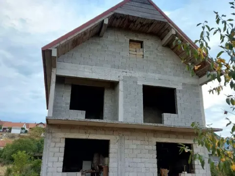 Prodaja, kuća, 200m², Cemenca, Nikšić - image 3