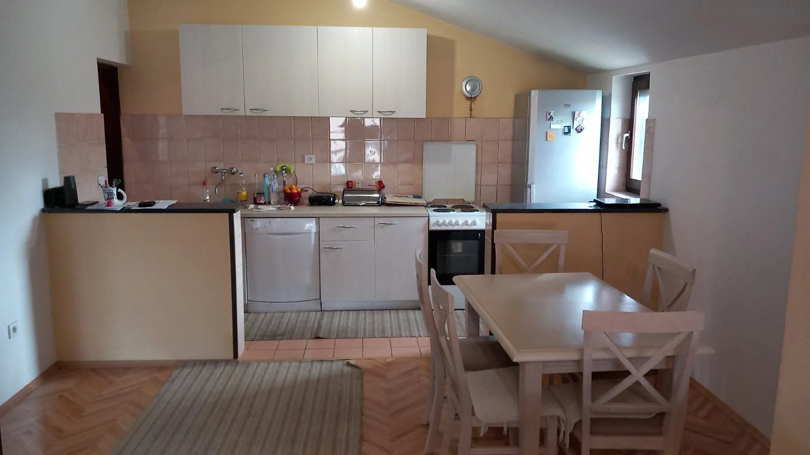 Rent, apartment, 130m², Podgorica, Crna Gora