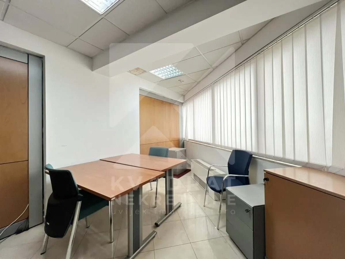 Rent, office space, 412m², Preko Morače, Podgorica