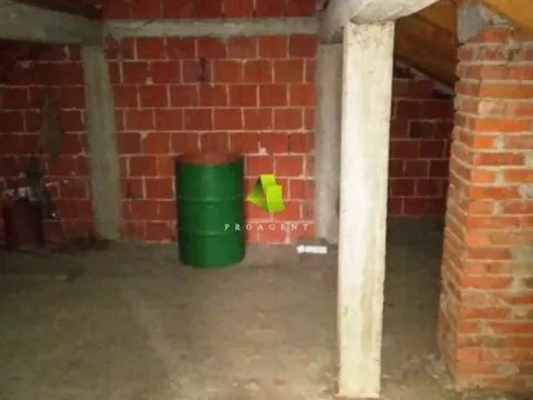 Sale, house, 337m², Pantelej, Niš - image 18