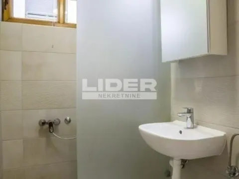 Rent, house, 400m², Savski Venac, Beograd - image 10