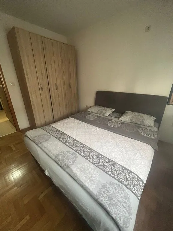 Prodaja, jednosoban stan, 42m², Stari Aerodrom, Podgorica