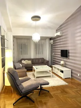 Izdavanje, jednosoban stan, 52m², City Kvart, Podgorica - image 6