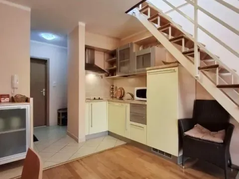 Sale, one bedroom apartment, 52m², Bečići, Budva - image 9
