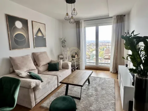 Izdavanje, dvosoban stan, 43m², Bulevar Evrope, Novi Sad Sve Podlokacije - image 2