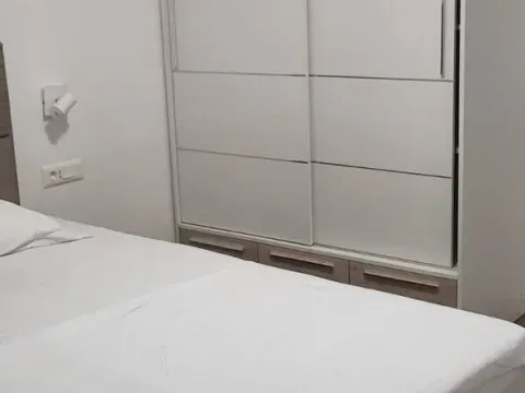 Izdavanje, jednosoban stan, 55m², Stari Aerodrom, Podgorica - image 9