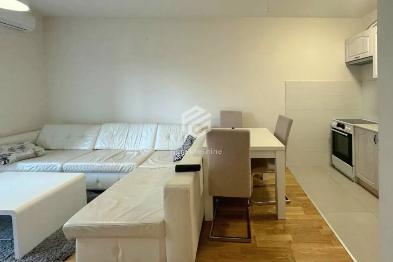 Rent, one bedroom apartment, 45m², Pobrežje, Podgorica