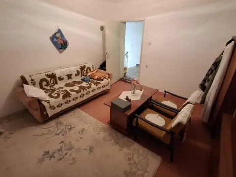 Sale, house, 199m², Kula, Srbija - image 20