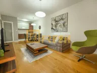 Izdavanje, dvosoban stan, 70m², Preko Morače, Podgorica - image 2