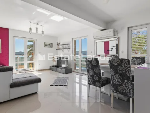 Rent, two bedroom apartment, 80m², Centar, Tivat - image 3