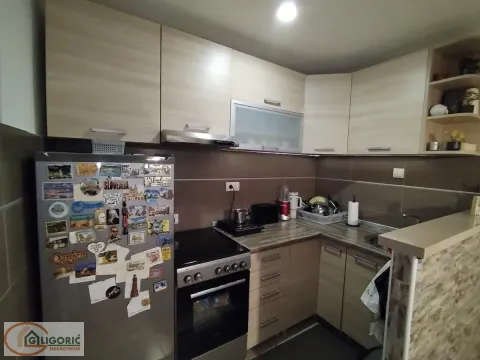 Prodaja, kuća, 80m², Cvetkova Pijaca, Zvezdara Sve Podlokacije - image 7