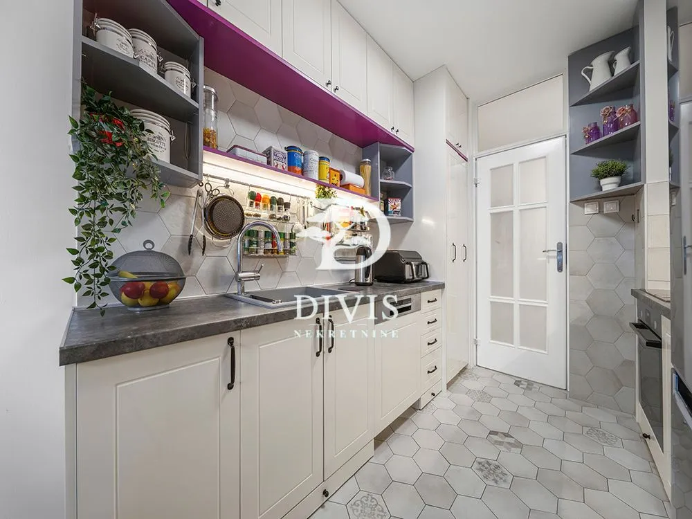 Sale, two bedroom apartment, 60m², Palilula Sve Podlokacije, Beograd