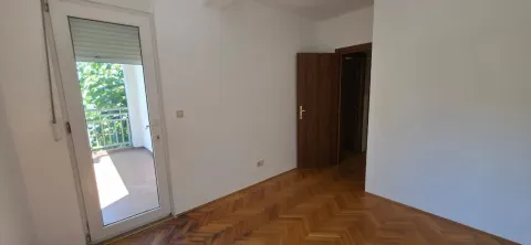 Prodaja, trosoban stan, 87m², Blok 9, Podgorica - image 8