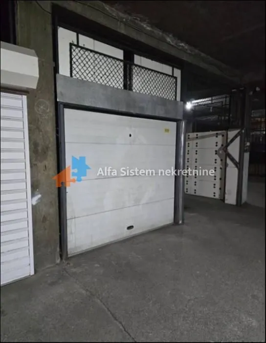 Izdavanje, trosoban stan, 86m², Kalenić Pijaca, Vračar Sve Podlokacije