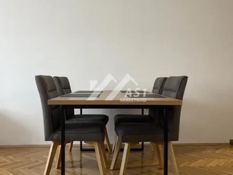 Izdavanje, trosoban stan, 100m², Centar, Novi Sad - image 5