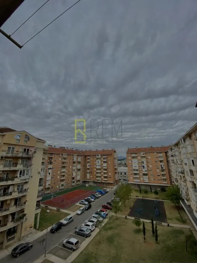Prodaja, jednosoban stan, 56m², Stari Aerodrom, Podgorica