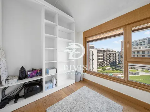 Rent, four bedroom apartment, 107m², Dorćol Sve Podlokacije, Beograd - image 10