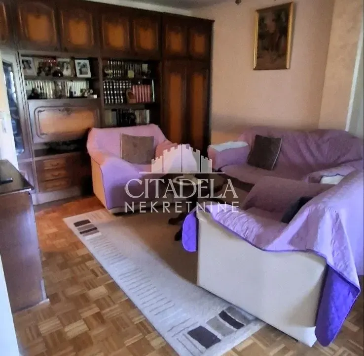 Prodaja, trosoban stan, 85m², Čukarica, Beograd