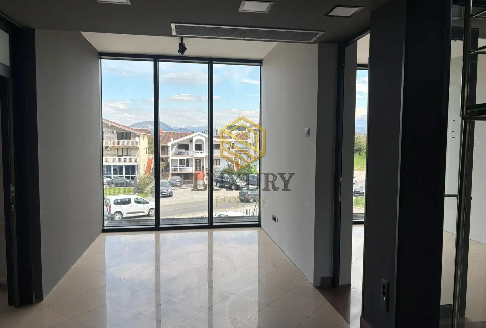 Rent, office space, 400m², Zabjelo, Podgorica