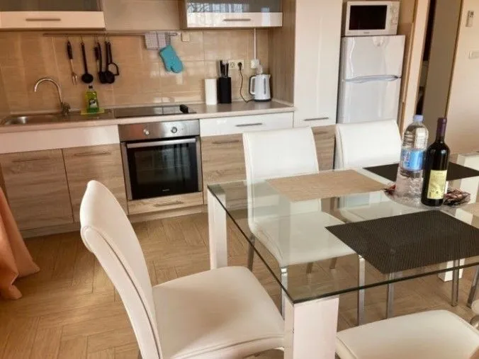 Prodaja, dvosoban stan, 78m², Donji Orahovac, Kotor